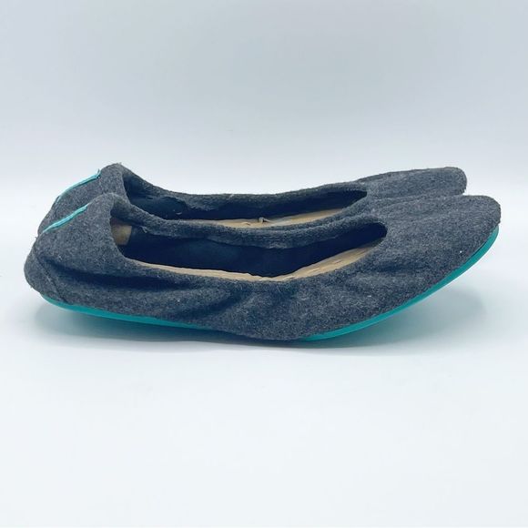 Tieks Shoes - Tieks Greystone ballet flats - size 8